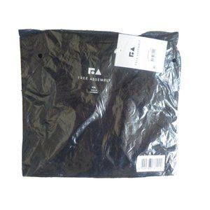 NIB Free Assembly Long Sleeve Pocket T Black Mens